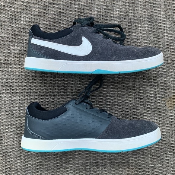 Nike Rabona SB Kids Skate Suede Sneakers - Picture 3 of 7